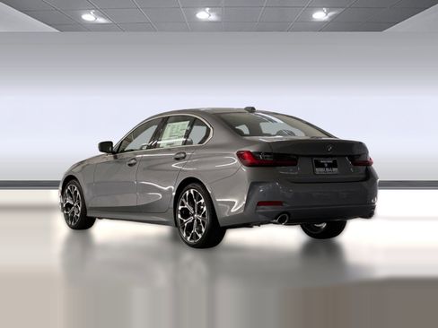 Used 2026 BMW 330i Sedan w/ Premium Package image 3