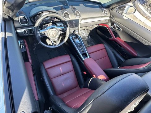 Used 2024 Porsche 718 Boxster S image 22