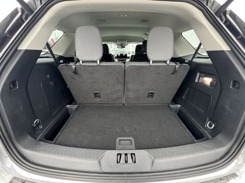 Used 2025 Ford Explorer Active w/ Active Comfort Package image 34