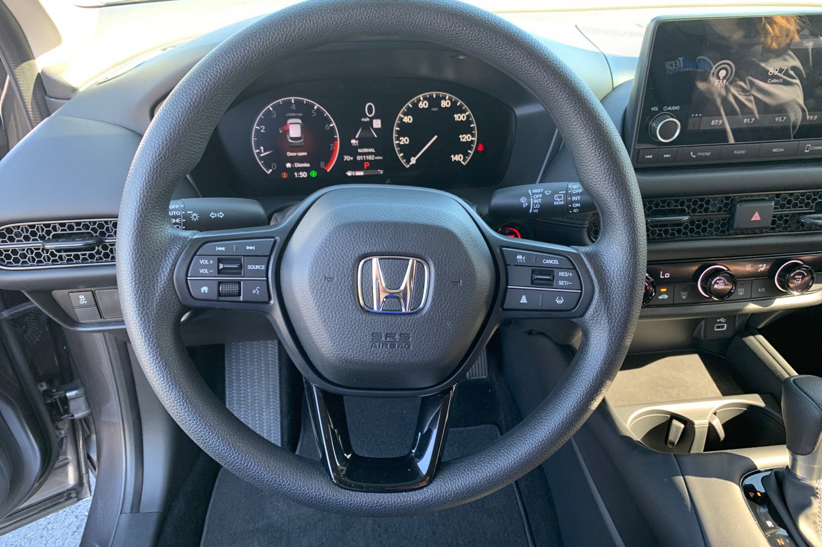 Certified 2025 Honda HR-V LX image 28