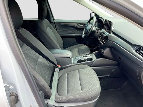 Used 2025 Ford Escape Active w/ Cold Weather Package FWD image 29