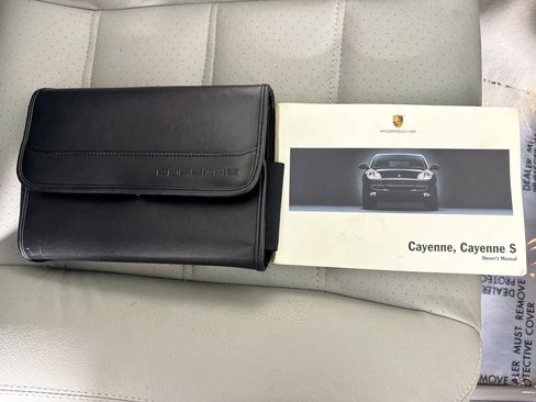 Used 2006 Porsche Cayenne image 36