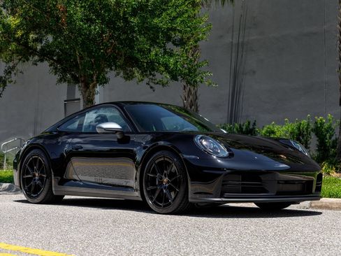 Used 2026 Porsche 911 Carrera T RWD image 5
