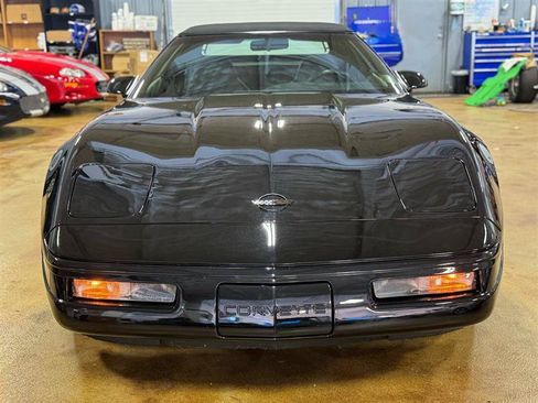 Used 1996 Chevrolet Corvette Coupe RWD image 7