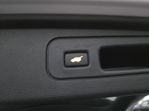 New 2026 Honda Odyssey Touring image 12