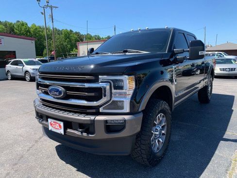Used 2022 Ford F250 King Ranch w/ King Ranch Ultimate Package AWD/4WD image 6