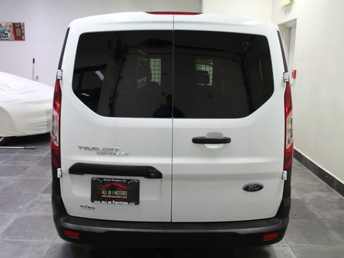 Used 2022 Ford Transit Connect XL image 5