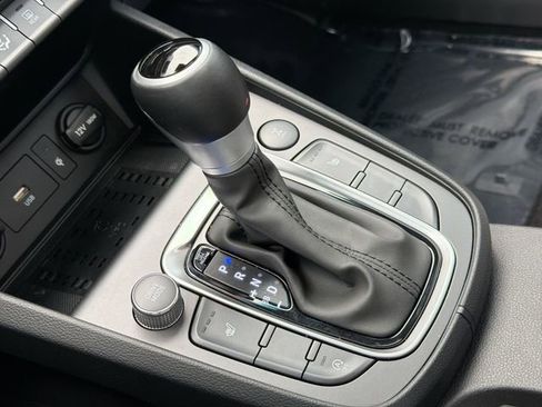 Used 2023 Hyundai Kona SEL w/ Convenience Package image 24