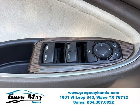 Used 2024 Chevrolet Malibu LT FWD image 11