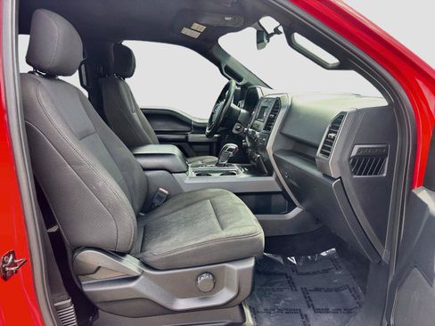 Used 2018 Ford F150 XLT w/ Equipment Group 301A Mid RWD image 26
