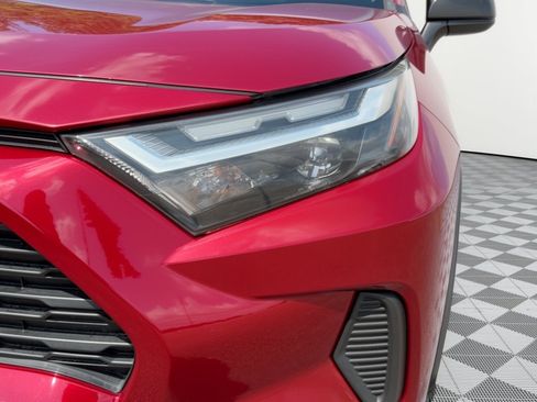 Used 2023 Toyota RAV4 LE FWD image 12