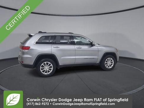 Used 2021 Jeep Grand Cherokee Laredo AWD/4WD image 16