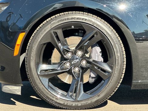 Used 2023 Chevrolet Camaro LT w/ Technology Package image 46