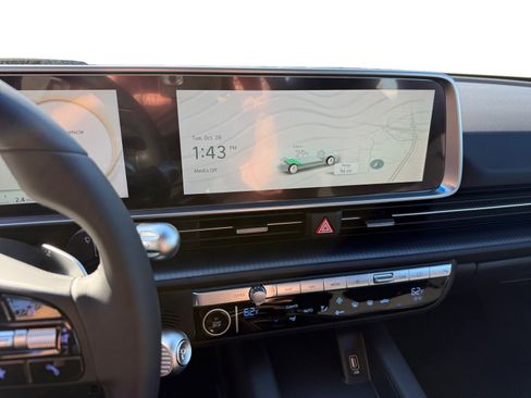 New 2025 Hyundai Ioniq 6 SE image 12