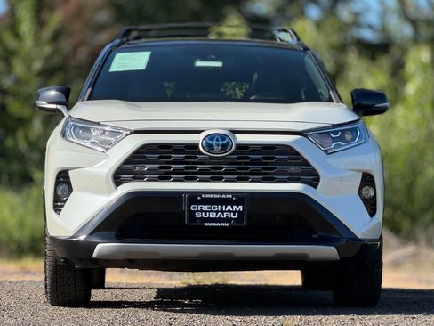 Used 2021 Toyota RAV4 XSE AWD/4WD image 2