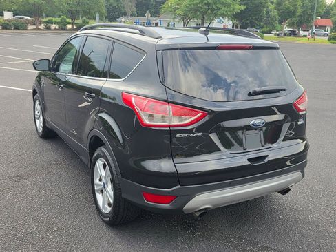 Used 2010 Ford Escape XLT FWD image 3