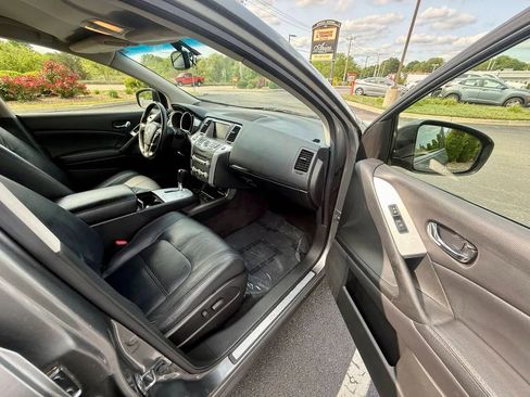 Used 2014 Nissan Murano SV image 9