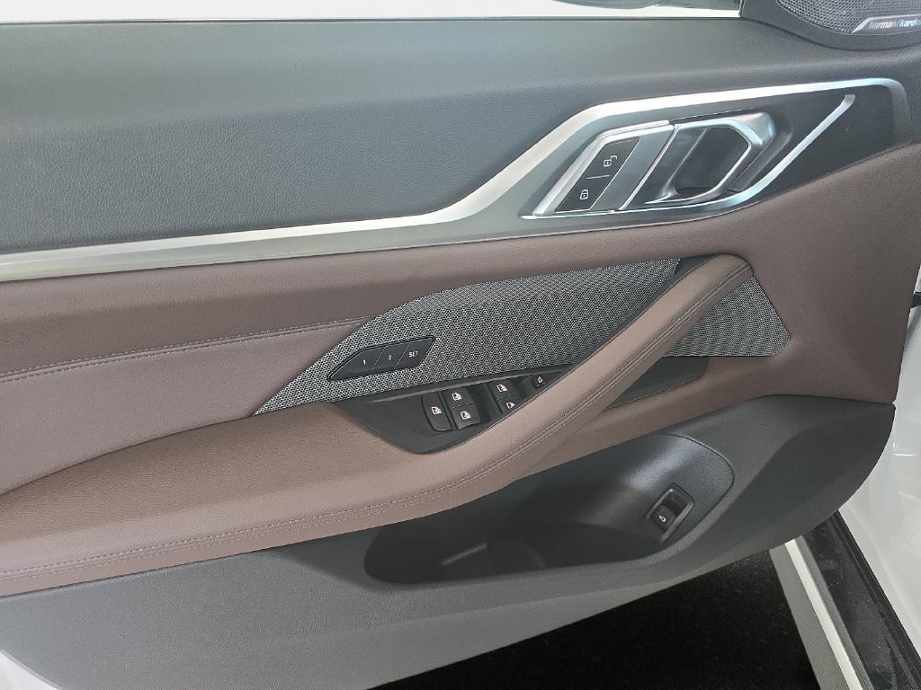 New 2026 BMW 430i w/ M Sport Package RWD image 13