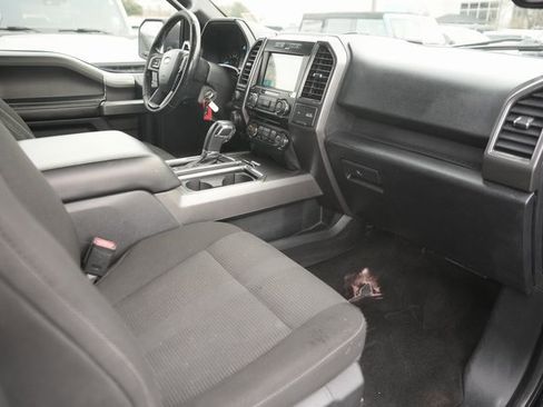 Used 2017 Ford F150 XLT w/ Equipment Group 302A Luxury image 17