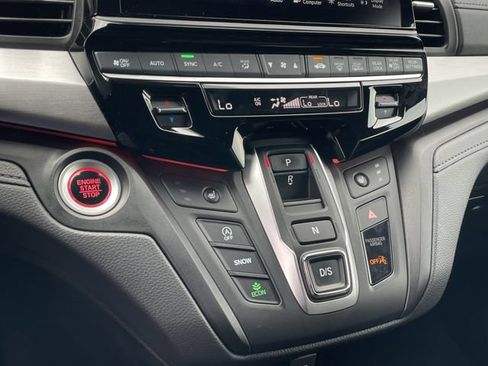 Used 2025 Honda Odyssey Sport-L image 19
