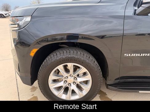 Used 2024 Chevrolet Suburban Premier AWD/4WD image 8