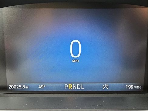 Used 2024 Ford Escape ST-Line w/ Cold Weather Package FWD image 23