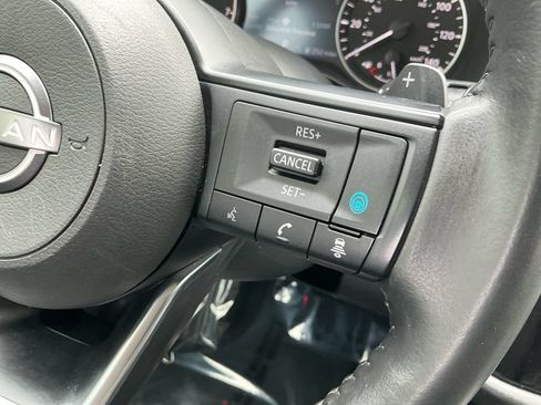 Used 2025 Nissan Pathfinder SV AWD/4WD image 20