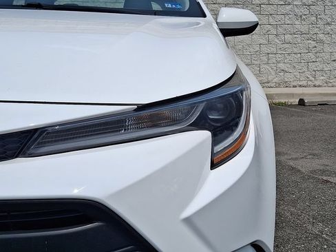 Used 2024 Toyota Corolla LE FWD image 9