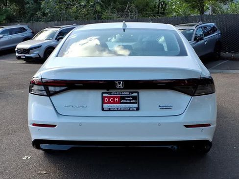 New 2026 Honda Accord Touring image 5