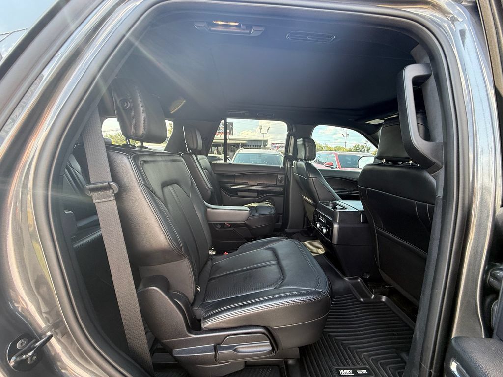 Used 2020 Ford Expedition Limited AWD/4WD image 22