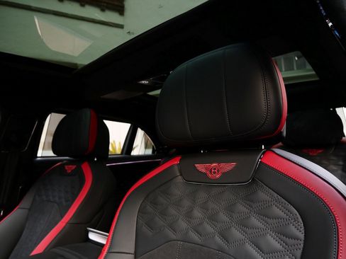 New 2025 Bentley Flying Spur Plug-In Hybrid image 13