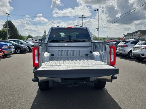 Used 2024 Ford F250 XLT image 9