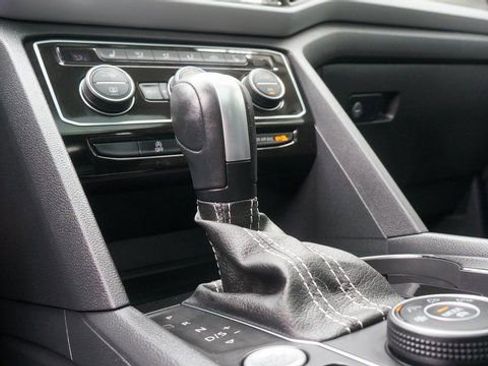 Certified 2023 Volkswagen Atlas SE w/ Panoramic Sunroof Package image 24