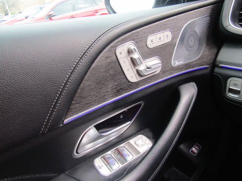 Used 2020 Mercedes-Benz GLE 350 4MATIC image 20