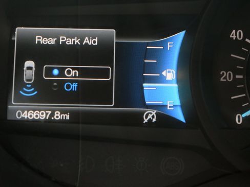 Used 2024 Ford Edge SEL image 24