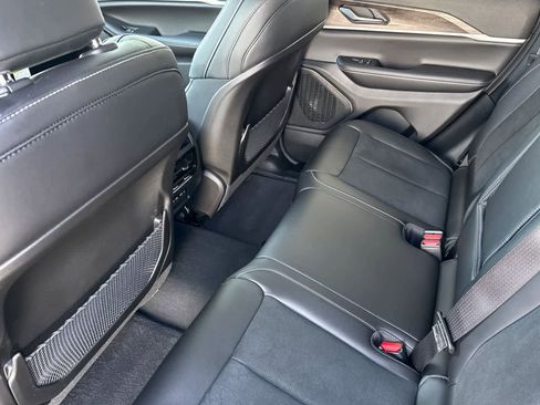 New 2026 Jeep Grand Cherokee Altitude AWD/4WD image 4