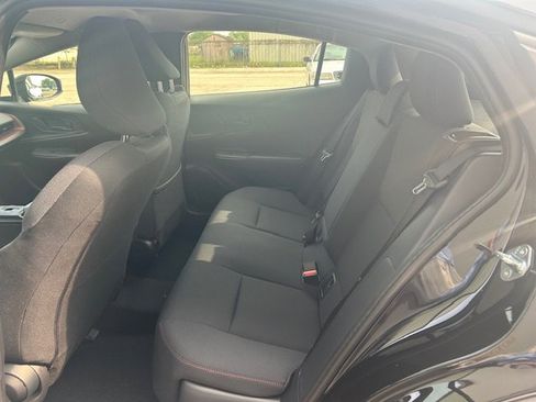 Used 2026 Toyota Prius Plug-In Hybrid FWD image 7
