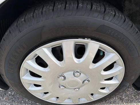 Used 2016 Hyundai Elantra GT FWD image 22