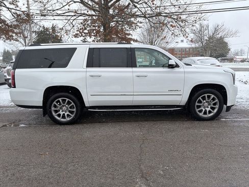 Used 2020 GMC Yukon XL Denali image 4