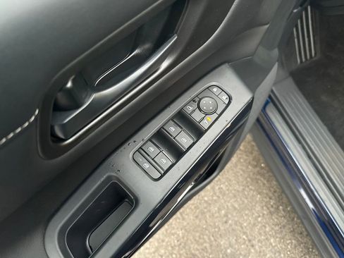 New 2026 Nissan Pathfinder SV AWD/4WD image 12