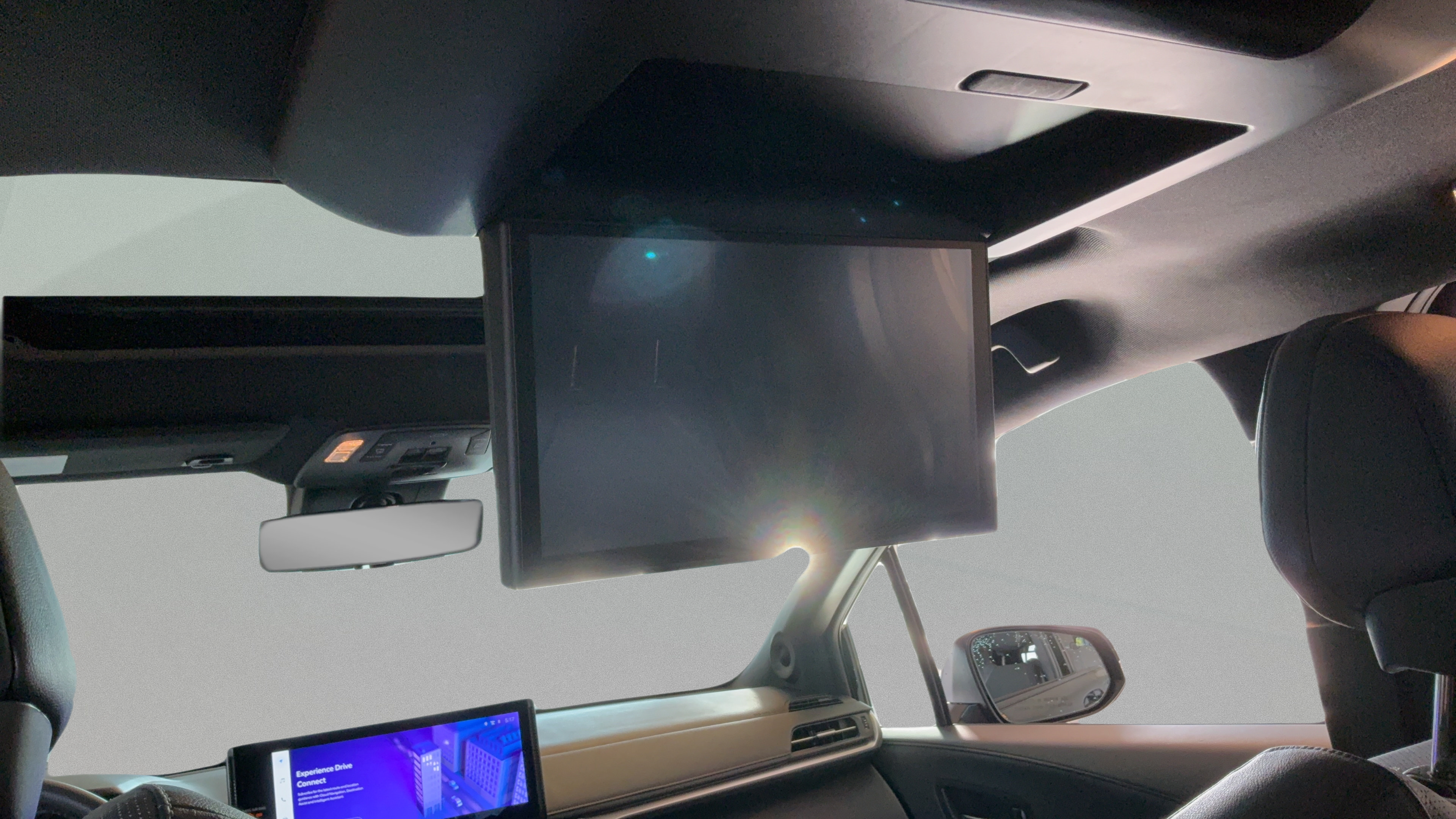 Certified 2025 Toyota Sienna Limited AWD/4WD image 28