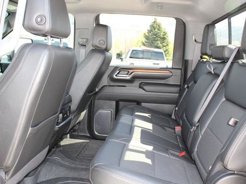 Used 2024 GMC Sierra 3500 Denali w/ Denali Reserve Package AWD/4WD image 22