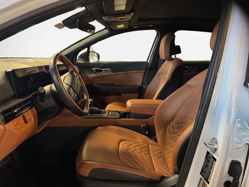 Certified 2026 Kia Sportage X-Line w/ X-Line Premium Package image 12