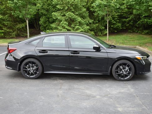 New 2026 Honda Civic FWD Hybrid Sedan image 9