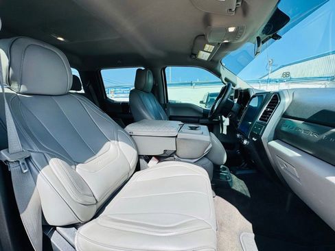 Used 2017 Ford F250 XLT AWD/4WD image 14