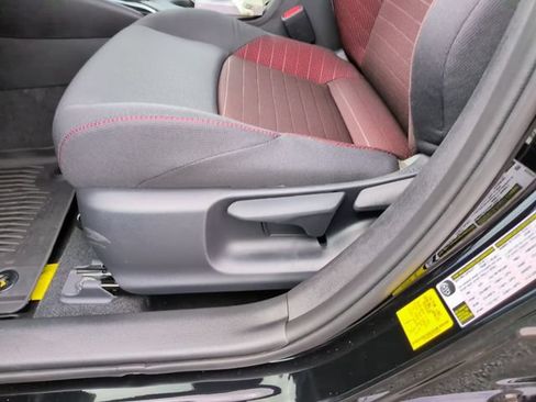 Used 2026 Toyota Corolla SE w/ SE Package FWD image 14