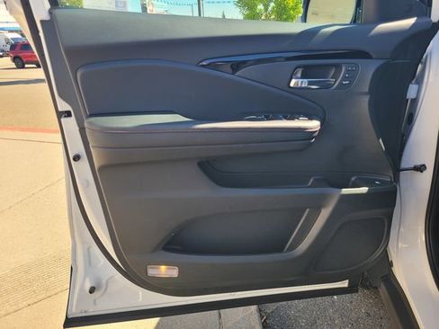 New 2026 Honda Ridgeline Black Edition image 7