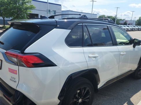 Used 2022 Toyota RAV4 XSE w/ XSE Grade Weather Package AWD/4WD image 4