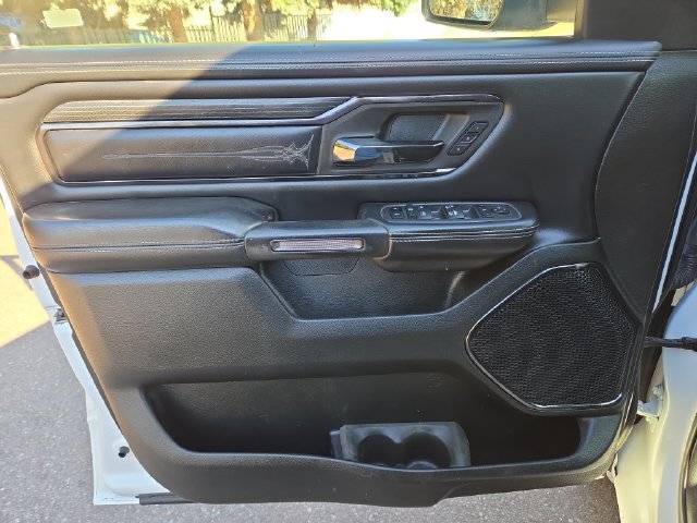 Used 2022 RAM 1500 Limited w/ Body-Colour Bumper Group AWD/4WD image 18