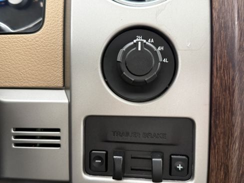 Used 2013 Ford F150 Lariat w/ Luxury Equipment Group AWD/4WD image 26